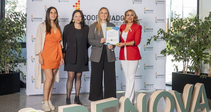 Somos reconocidos con el certificado RENOVA del Coordinador Eléctrico Nacional.