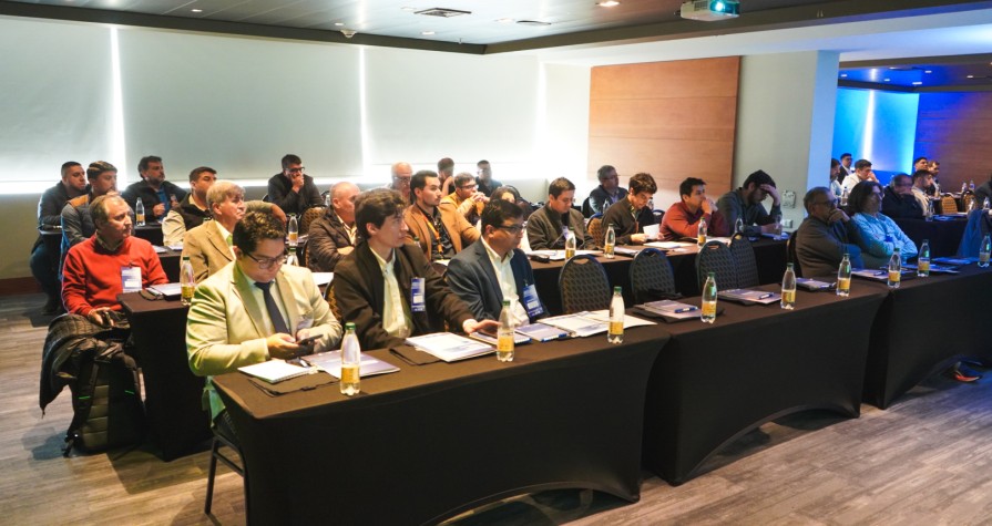 RHONA participó en exitosas jornadas sobre digitalización de subestaciones y transformadores de poder
