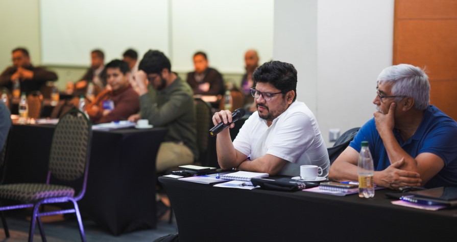 RHONA participó en exitosas jornadas sobre digitalización de subestaciones y transformadores de poder