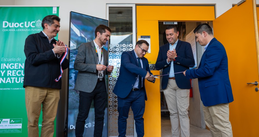 Duoc UC y RHONA inauguran el nuevo Laboratorio RHONA en Puerto Montt