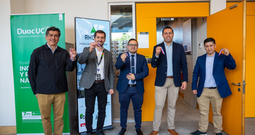 Duoc UC y RHONA inauguran el nuevo Laboratorio RHONA en Puerto Montt